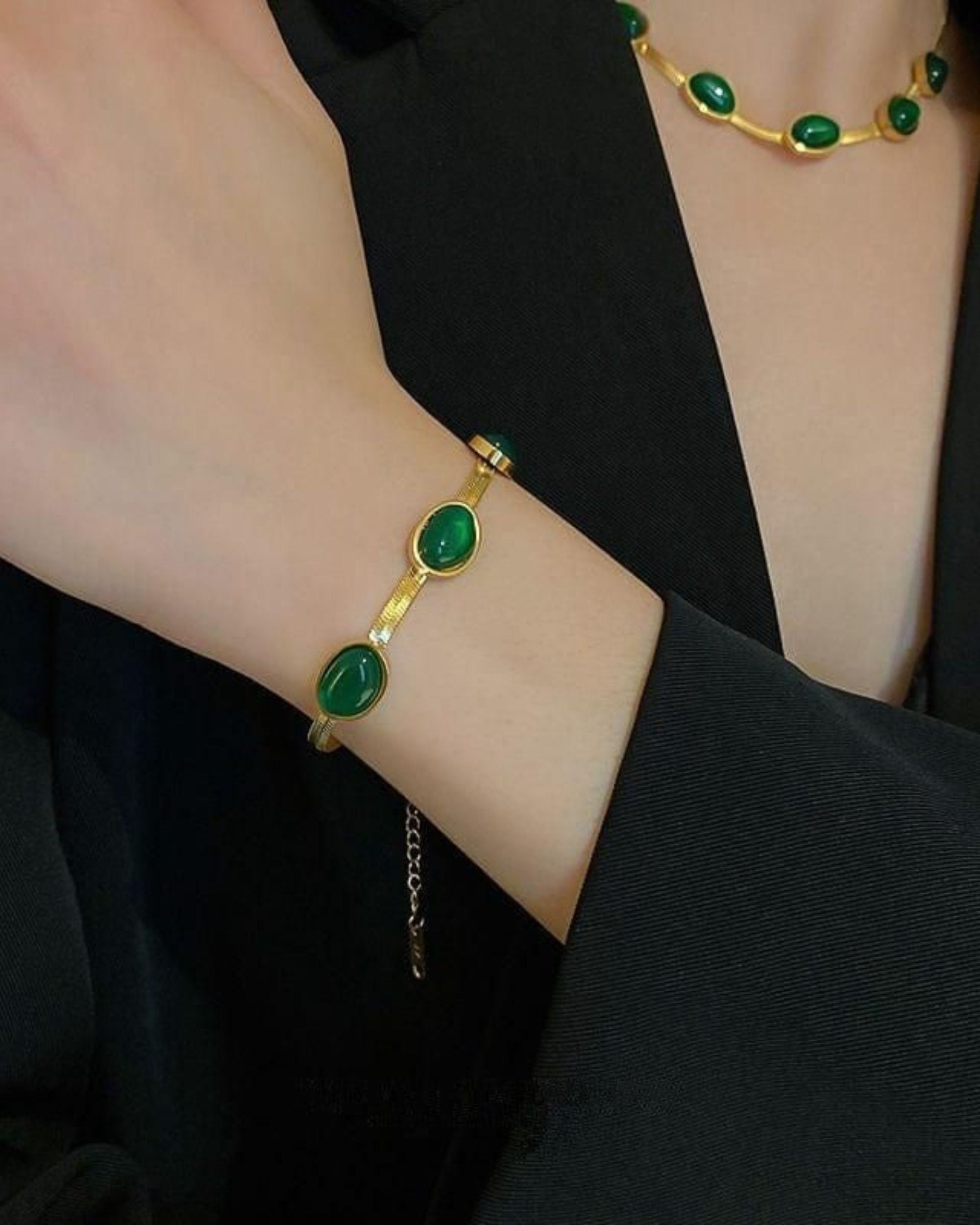 Oval Green Crystal Necklace Bracelet Set