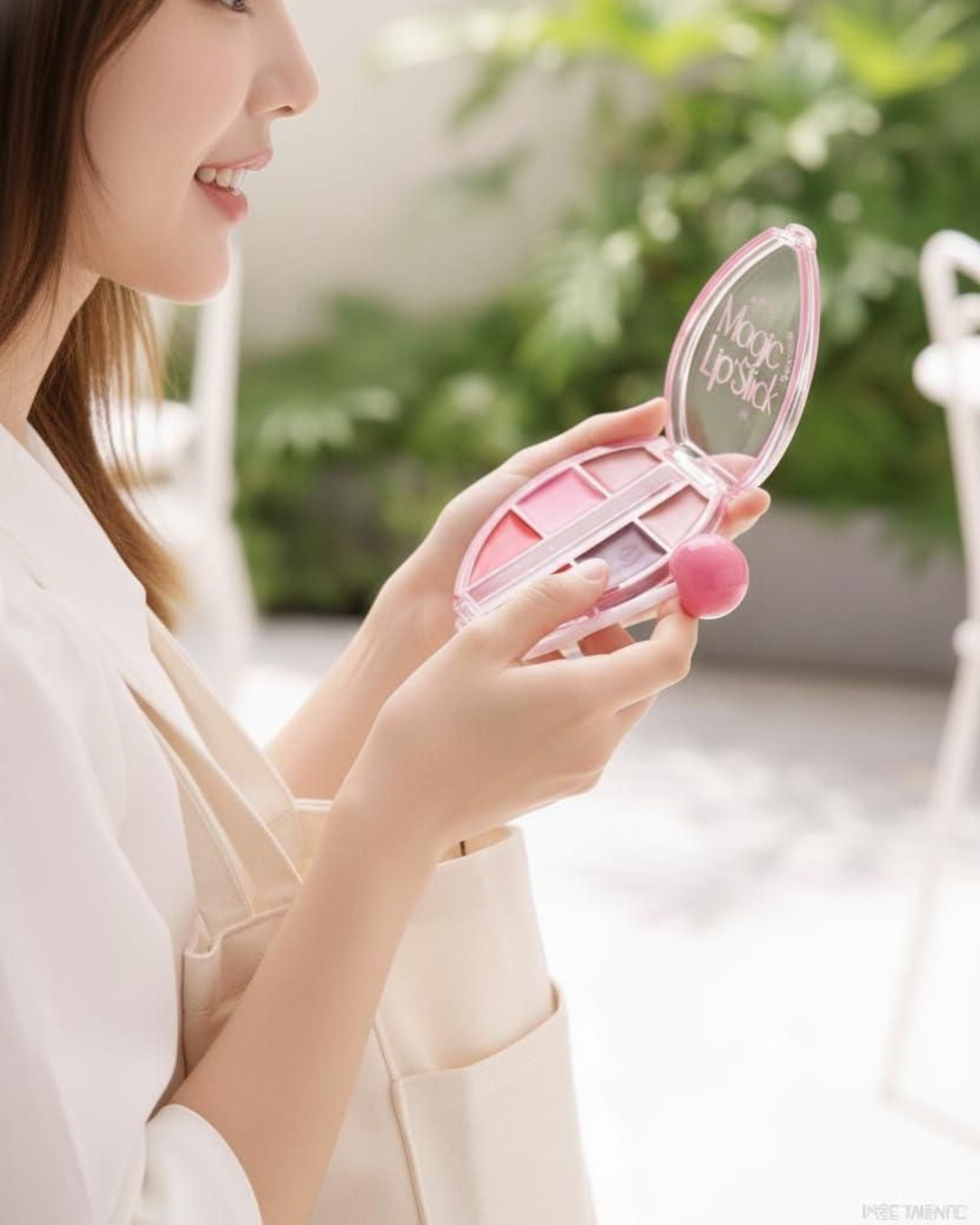 Six Shade Lipstick Palette with Matte Shimmer Finish